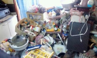 「ゴミ屋敷財布」